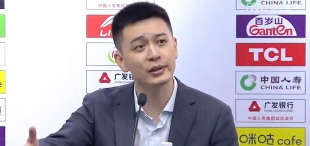 杨鸣谈辽粤二番战赛后采访,杨鸣带辽篮锻炼小将全队都打的好图5