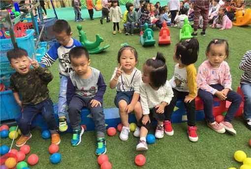 如果家庭条件允许,幼儿园可以不去读吗图8