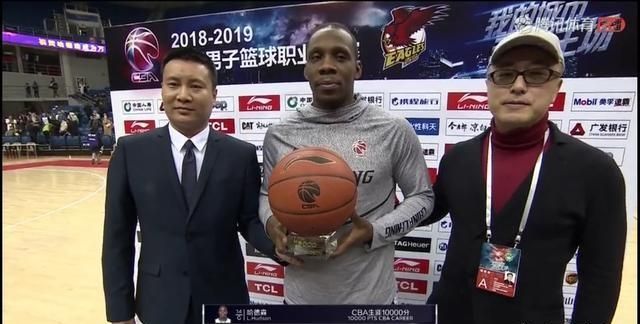 自己认为哈德森得分能力远超马布里，可为什么马布里能在NBA打球，而哈德森却不能图1