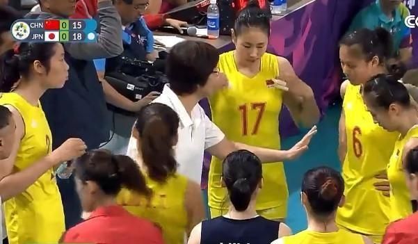 中国女排3-0日本女排，李盈莹替补，朱婷第三局连得4分逆转形势，如何评价本场比赛图3