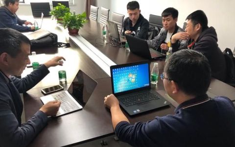 想转行，不知道学习python好还是linux运维好