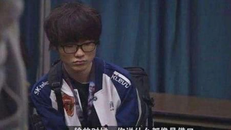 PDD谈FAKER：他操作的确是菜了，但是有一个优点，至今无人能及，你有何看法图10