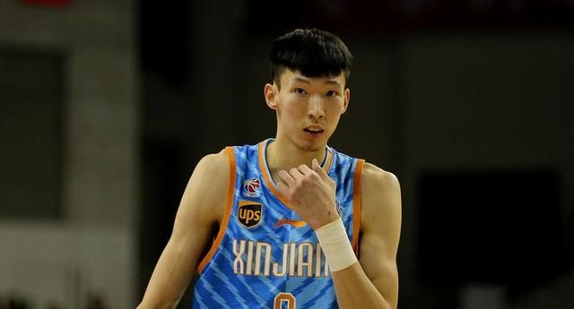 周琦自黑失业半年，积蓄不够抵房贷，3年CBA、2年NBA，周琦一共赚了多少薪水图4