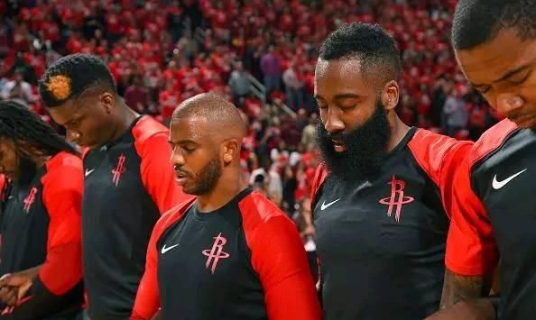 NBA季后赛半决赛，火箭和勇士你支持谁，谁会赢得最终的对决图1