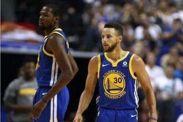 NBA季后赛半决赛，火箭和勇士你支持谁，谁会赢得最终的对决图9