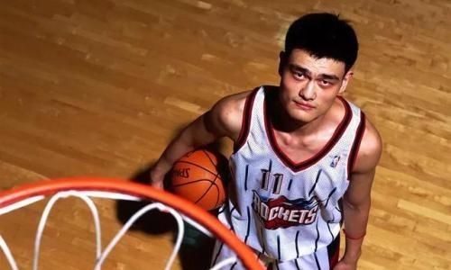 姚明为什么是nba状元，姚明为什么不在NBA待了图4