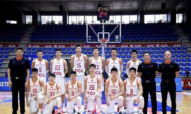 中国队以90-59大胜叙利亚队，周琦拿到32+0+5+4，你对周琦的表现满意图4