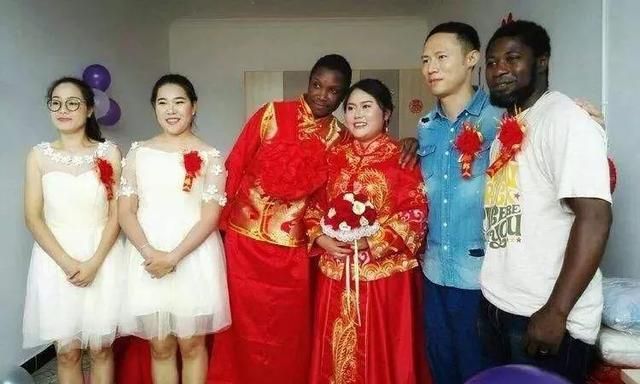 女儿的男友是意大利黑人，现在要来国内和女儿结婚，合适图10