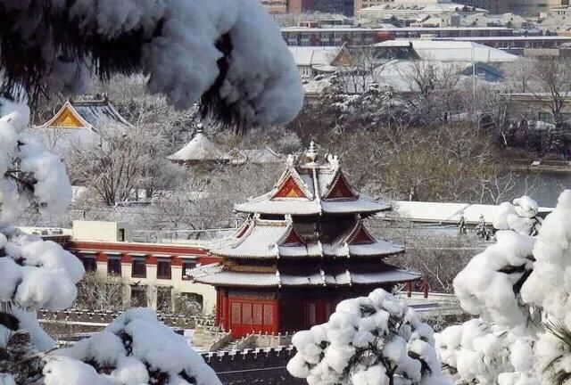 在山顶怎样拍摄山下面的风景最好看图10