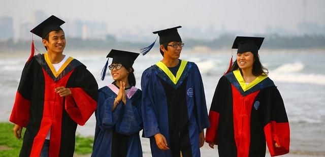 学位到底有多重要，硕士学位与博士学位的差距有多大图6