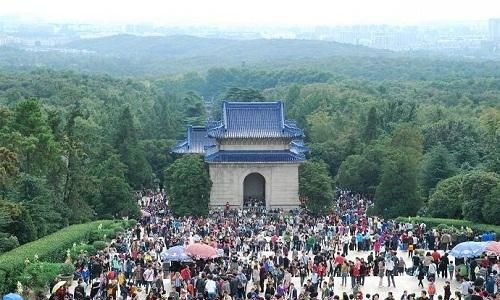 为什么节假日旅游的人多图9