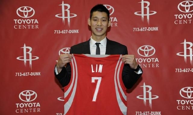 NBA季后赛，在猛龙队很难有出场机会的机会的林书豪，今年夏天有没有机会重回火箭图2